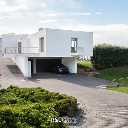 Casa Areias - Surf, Golf And A Wonderful Sea View Βίλα